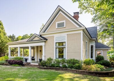 Historic Decatur “Country House”